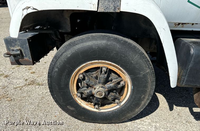 image for item DX1238 1981 GMC Topkick C6000 truck with tree spade