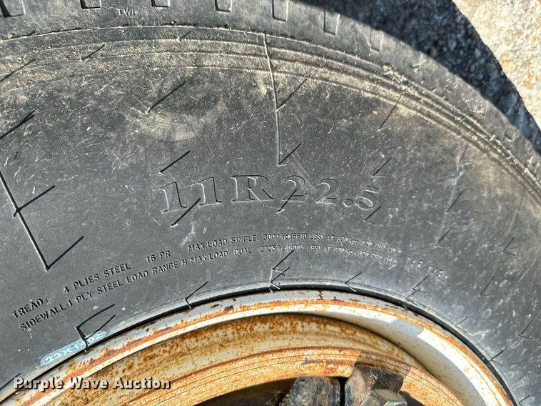 image for item DX1238 1981 GMC Topkick C6000 truck with tree spade