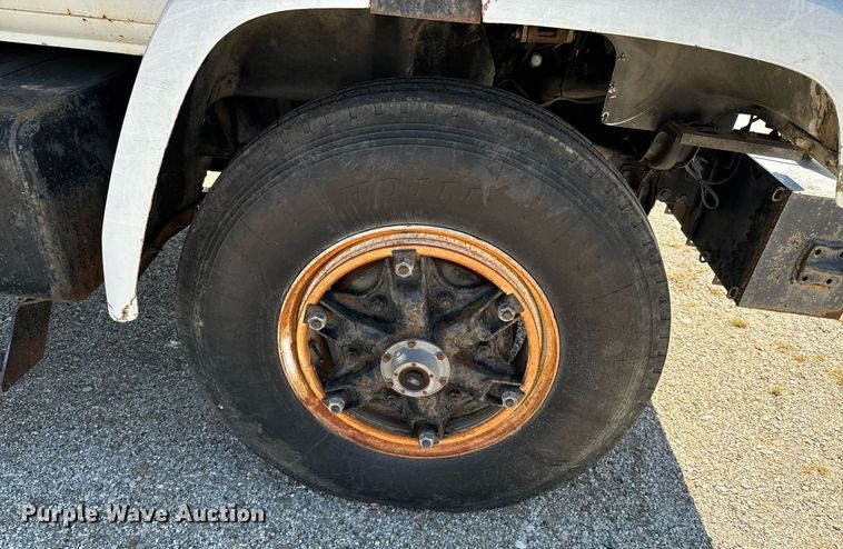 image for item DX1238 1981 GMC Topkick C6000 truck with tree spade