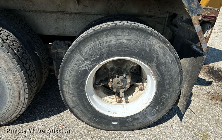 image for item DX1238 1981 GMC Topkick C6000 truck with tree spade