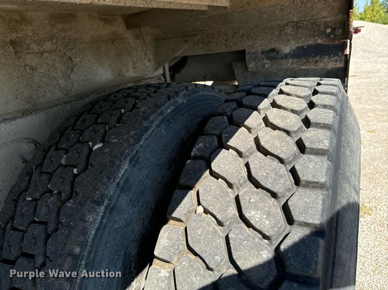 image for item DX1238 1981 GMC Topkick C6000 truck with tree spade