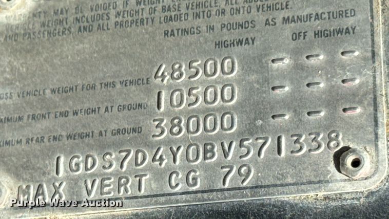 image for item DX1238 1981 GMC Topkick C6000 truck with tree spade