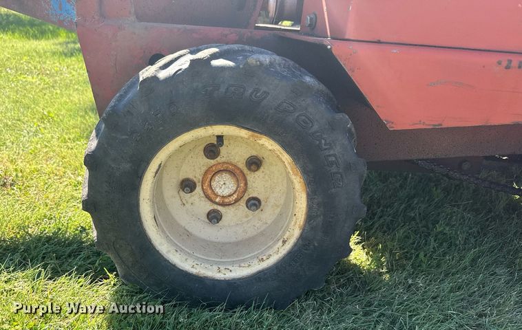 image for item DX3577 Ditch Witch  VP12 cable plow