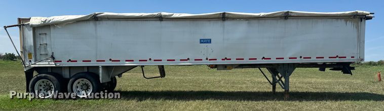 image for item EE7500 2002 Mate end dump trailer