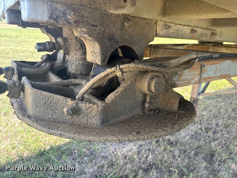 image for item EE7500 2002 Mate end dump trailer