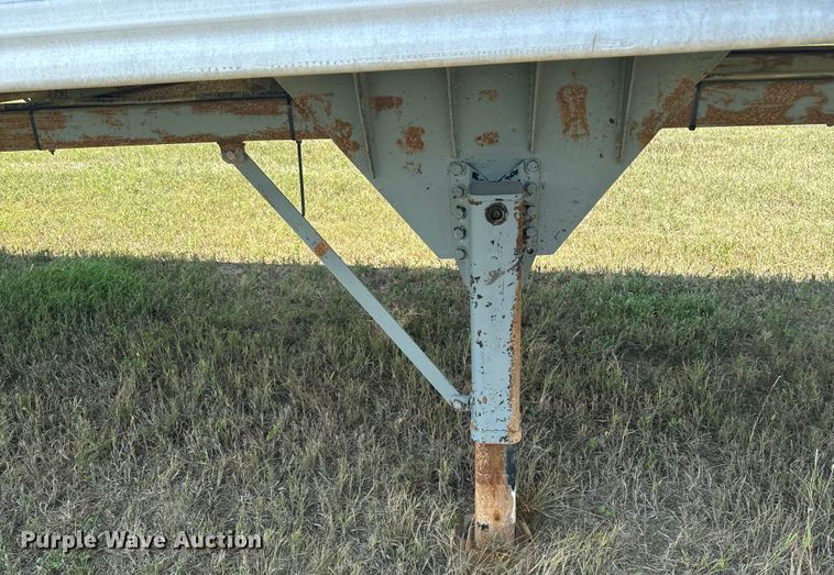 image for item EE7500 2002 Mate end dump trailer