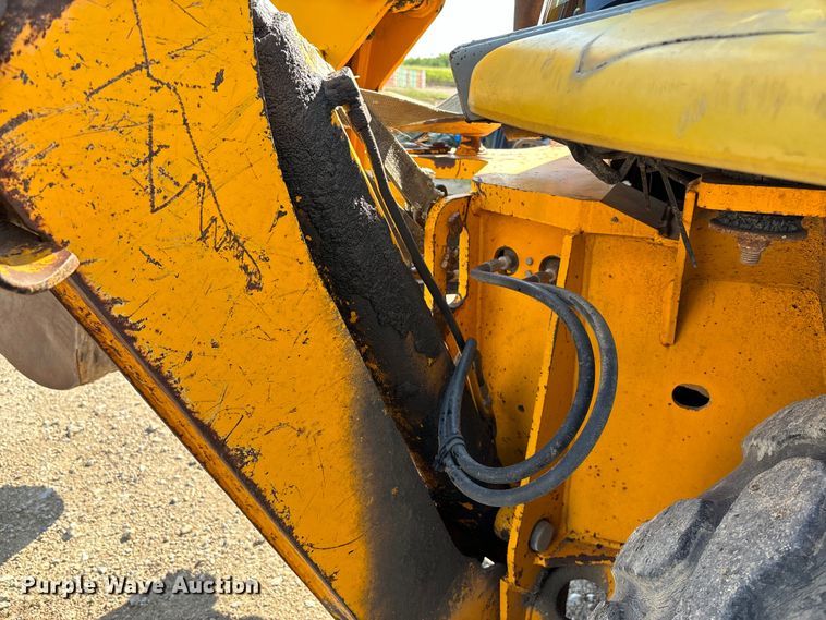 image for item EE7552 1994 JCB 214 backhoe