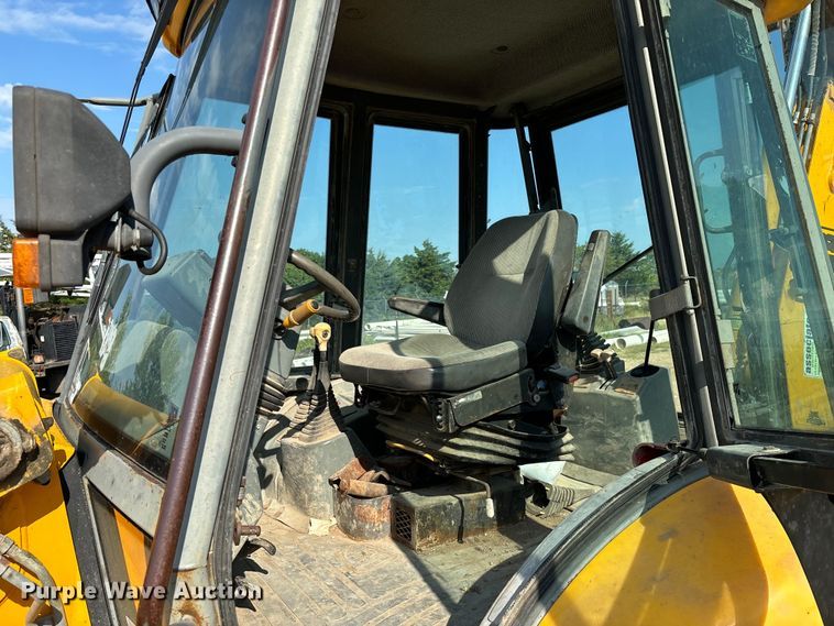 image for item EE7552 1994 JCB 214 backhoe