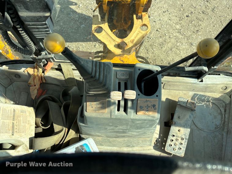 image for item EE7552 1994 JCB 214 backhoe