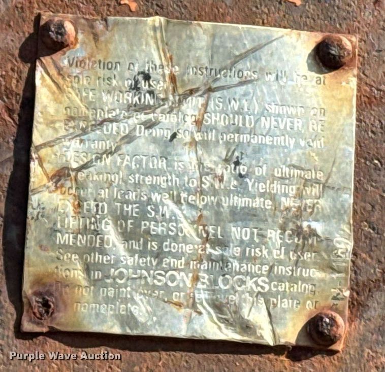 image for item EE7572 1979 Pettibone 36 crane