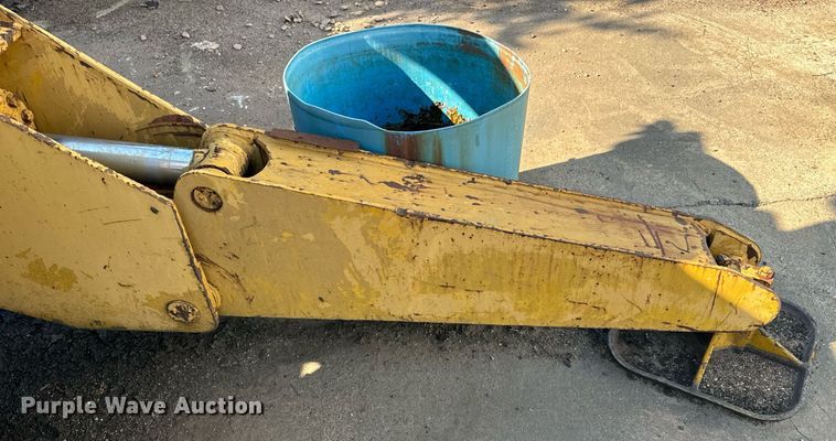 image for item EE7572 1979 Pettibone 36 crane