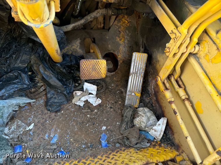 image for item EE7572 1979 Pettibone 36 crane