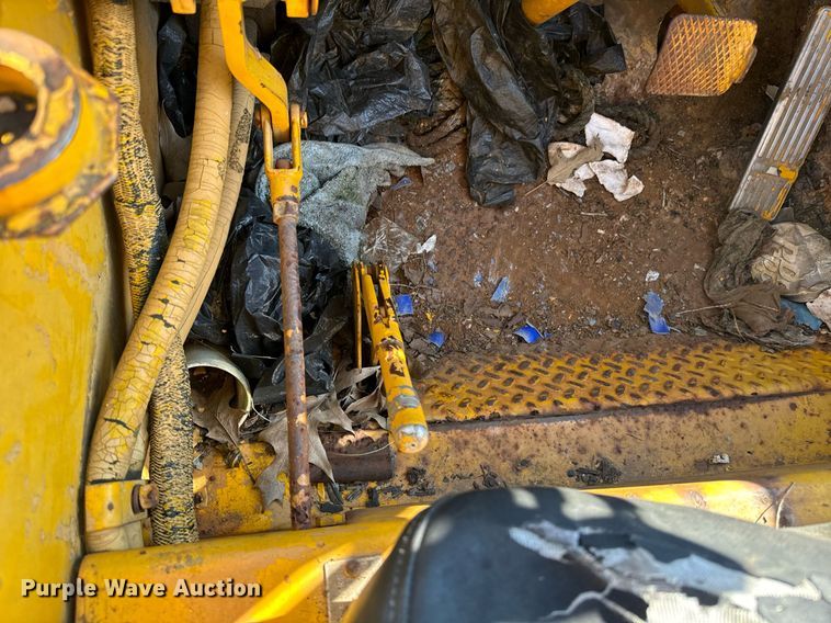 image for item EE7572 1979 Pettibone 36 crane