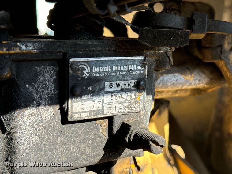 image for item EE7572 1979 Pettibone 36 crane