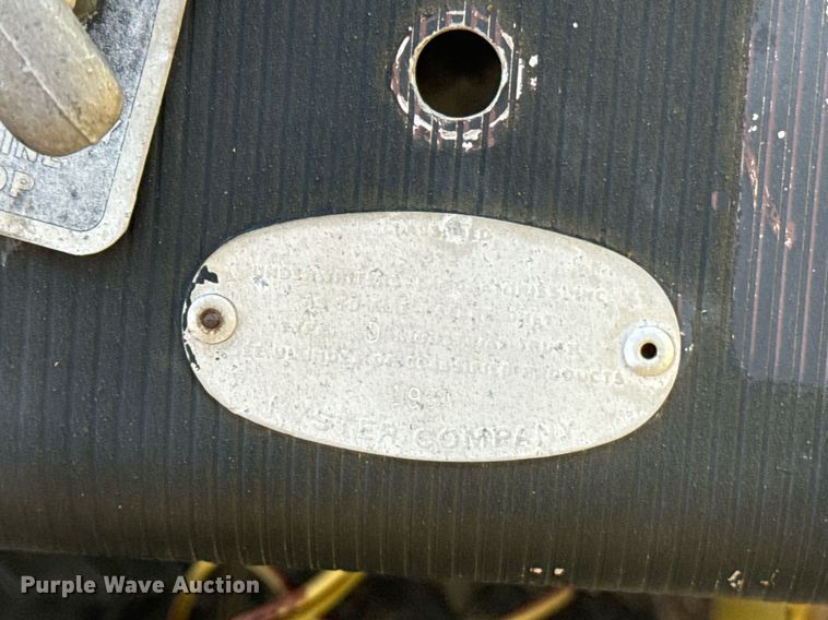 image for item EE7573 1981 Hyster H200E forklift