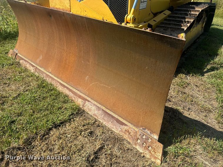 image for item EE7586 2017 Komatsu D65EX-18 dozer