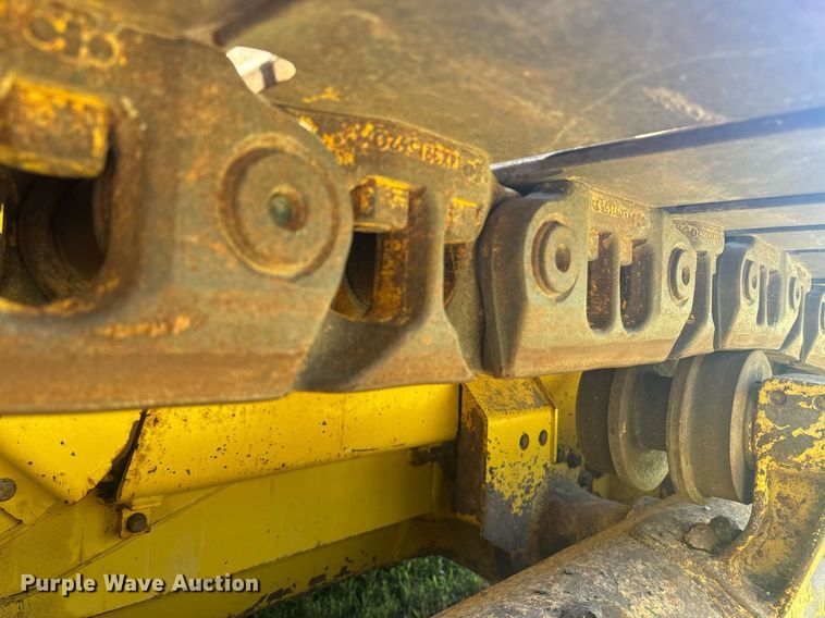 image for item EE7586 2017 Komatsu D65EX-18 dozer