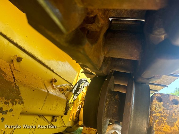 image for item EE7586 2017 Komatsu D65EX-18 dozer