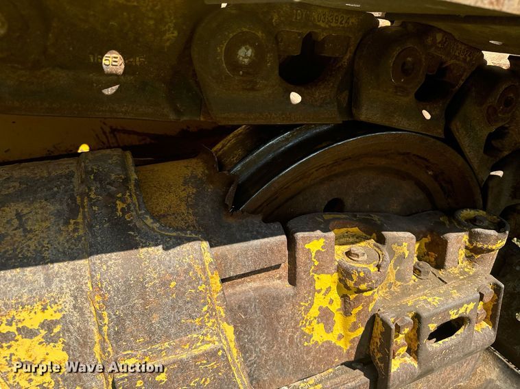 image for item EE7586 2017 Komatsu D65EX-18 dozer