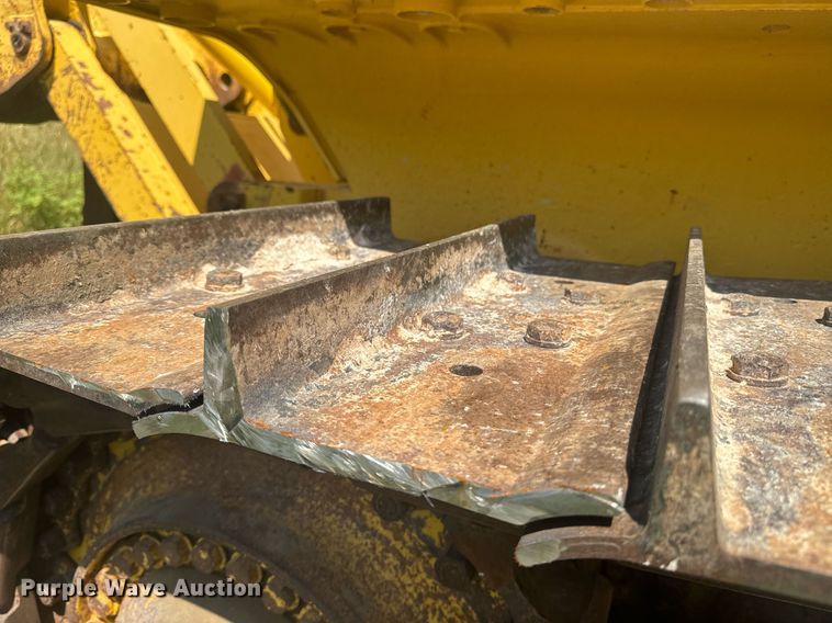 image for item EE7586 2017 Komatsu D65EX-18 dozer