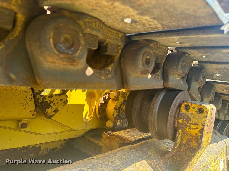 image for item EE7586 2017 Komatsu D65EX-18 dozer