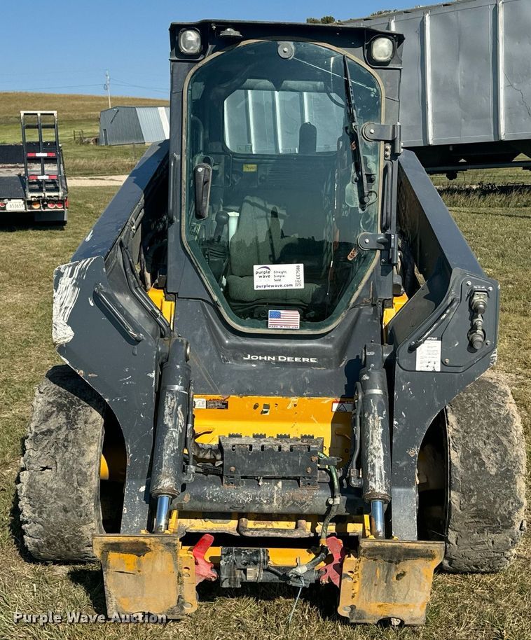 image for item EE7588 2021 John Deere 332G skid steer loader