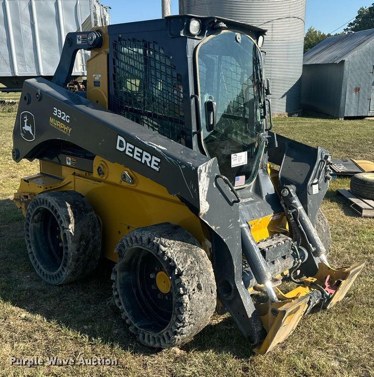 image for item EE7588 2021 John Deere 332G skid steer loader