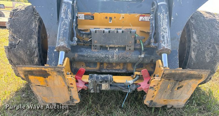 image for item EE7588 2021 John Deere 332G skid steer loader
