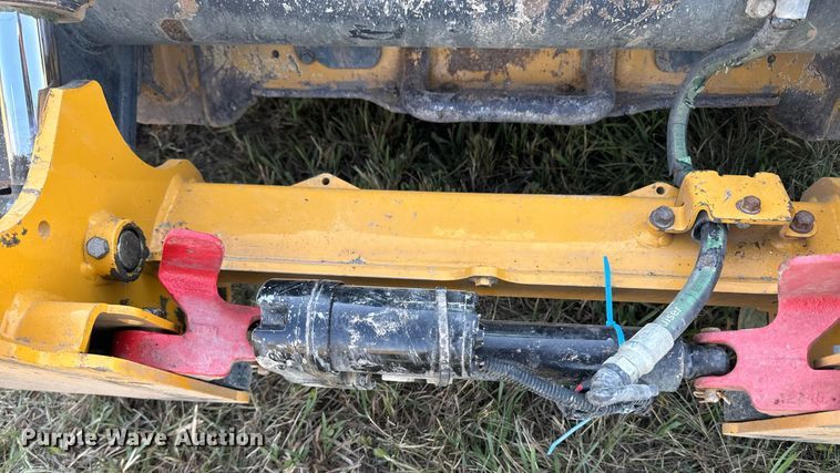 image for item EE7588 2021 John Deere 332G skid steer loader