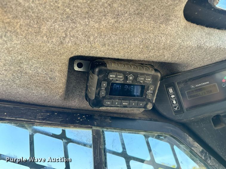 image for item EE7588 2021 John Deere 332G skid steer loader