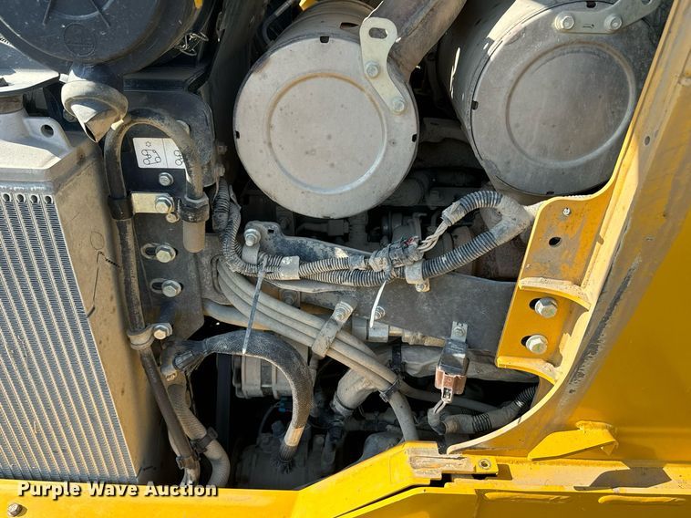 image for item EE7588 2021 John Deere 332G skid steer loader