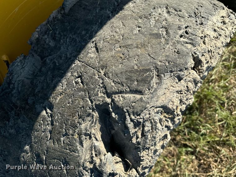 image for item EE7588 2021 John Deere 332G skid steer loader