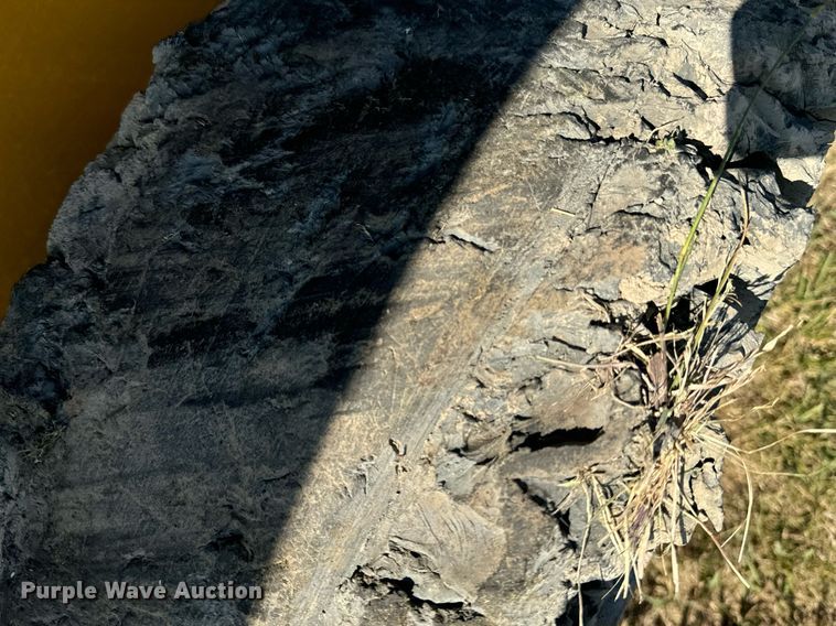 image for item EE7588 2021 John Deere 332G skid steer loader