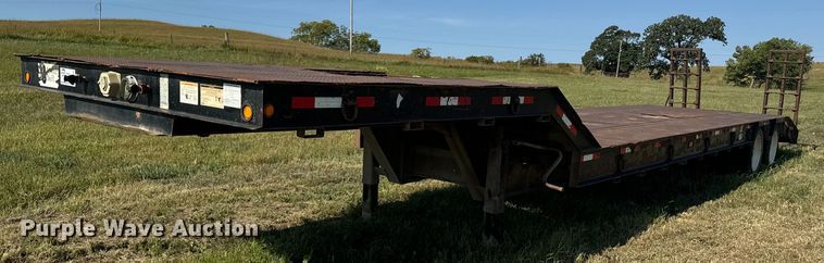 image for item EE7589 2011 Neville Built drop deck equipment trailer