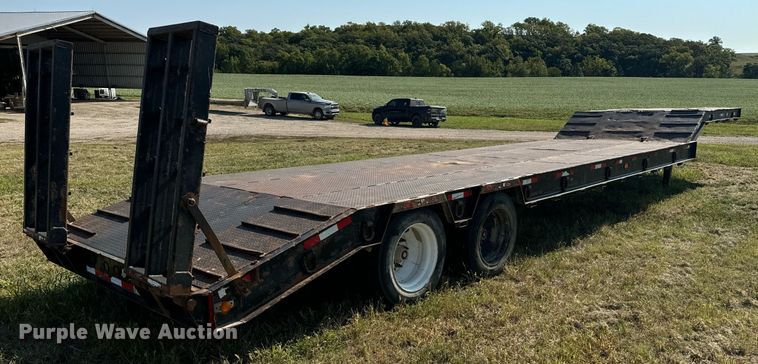 image for item EE7589 2011 Neville Built drop deck equipment trailer