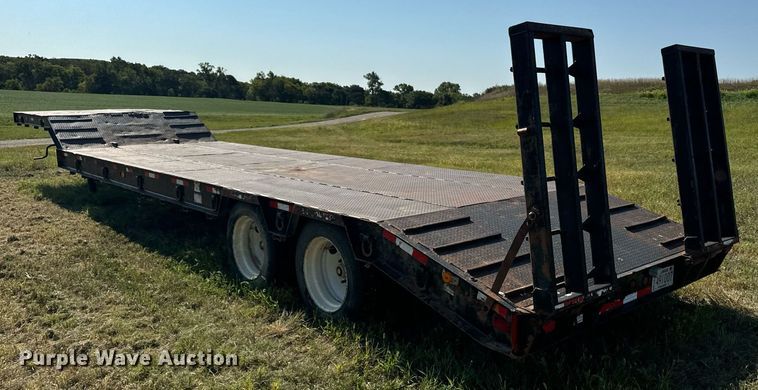 image for item EE7589 2011 Neville Built drop deck equipment trailer
