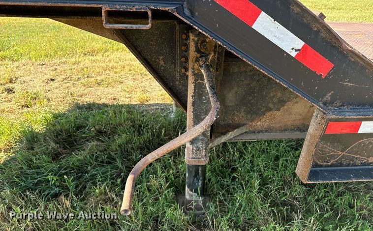 image for item EE7589 2011 Neville Built drop deck equipment trailer