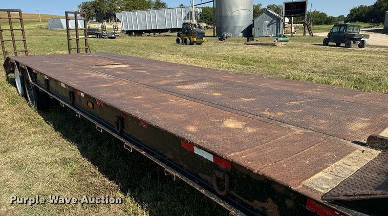 image for item EE7589 2011 Neville Built drop deck equipment trailer