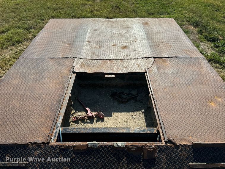 image for item EE7589 2011 Neville Built drop deck equipment trailer