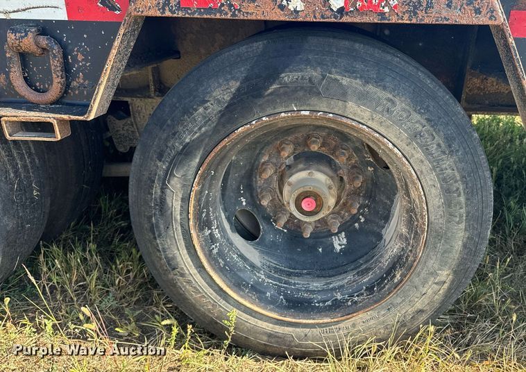 image for item EE7589 2011 Neville Built drop deck equipment trailer