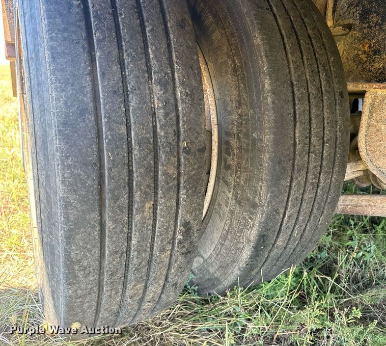 image for item EE7589 2011 Neville Built drop deck equipment trailer