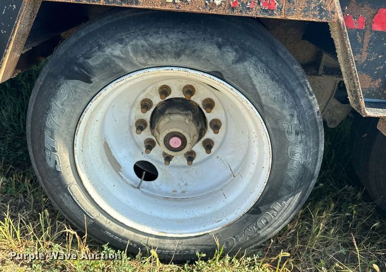 image for item EE7589 2011 Neville Built drop deck equipment trailer