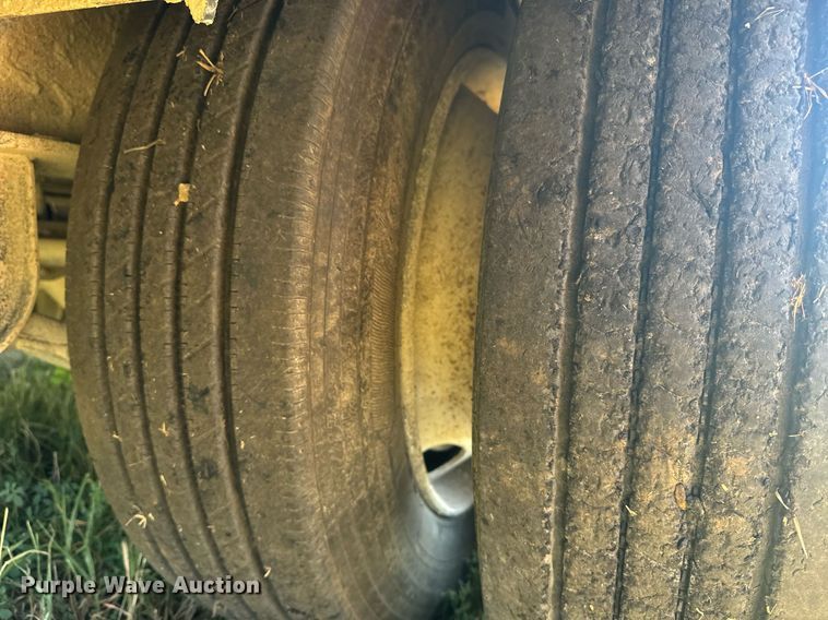 image for item EE7589 2011 Neville Built drop deck equipment trailer