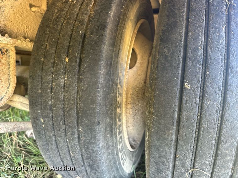 image for item EE7589 2011 Neville Built drop deck equipment trailer