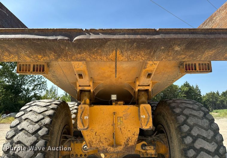 image for item EE7637 2007 Volvo A40D haul truck