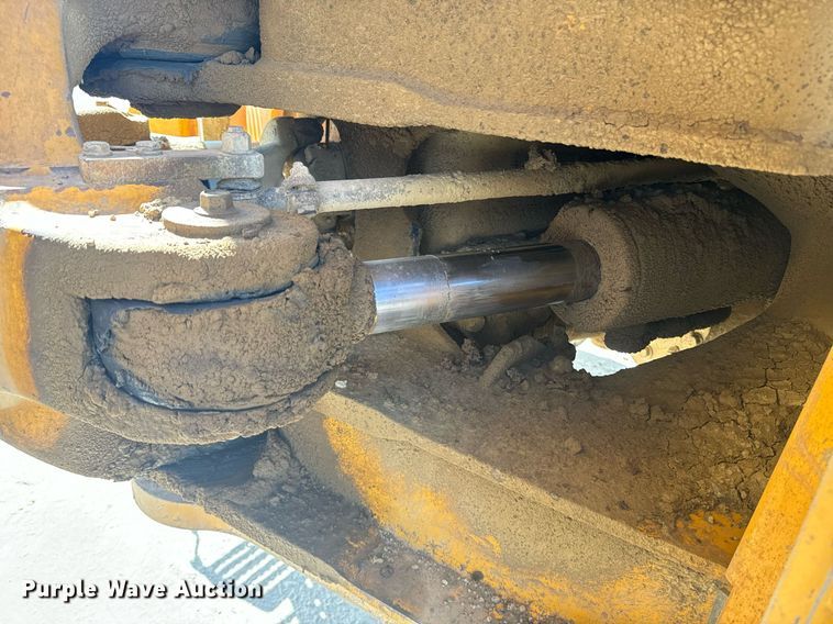 image for item EE7637 2007 Volvo A40D haul truck