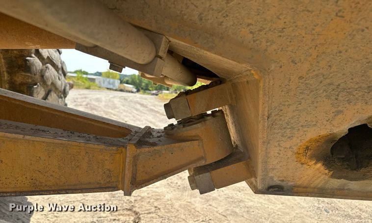 image for item EE7637 2007 Volvo A40D haul truck
