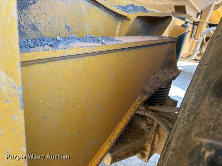 image for item EE7637 2007 Volvo A40D haul truck