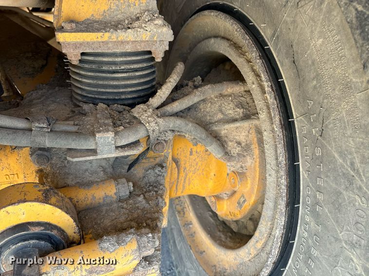 image for item EE7637 2007 Volvo A40D haul truck