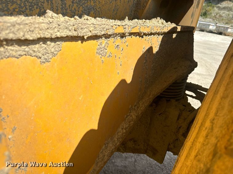 image for item EE7637 2007 Volvo A40D haul truck